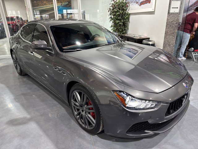 Used 2017 Maserati Ghibli S image 3