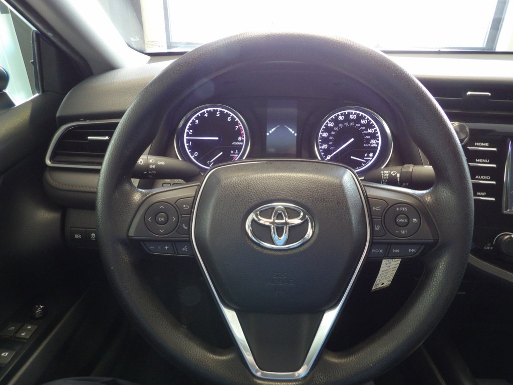 Used 2019 Toyota Camry LE image 27