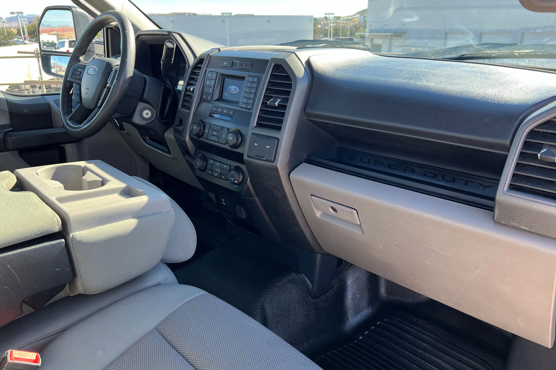 Used 2022 Ford F250 XL w/ Power Equipment Group image 15