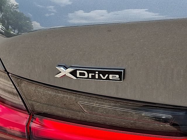 Used 2023 BMW 330i xDrive Sedan w/ Premium Package AWD/4WD image 37