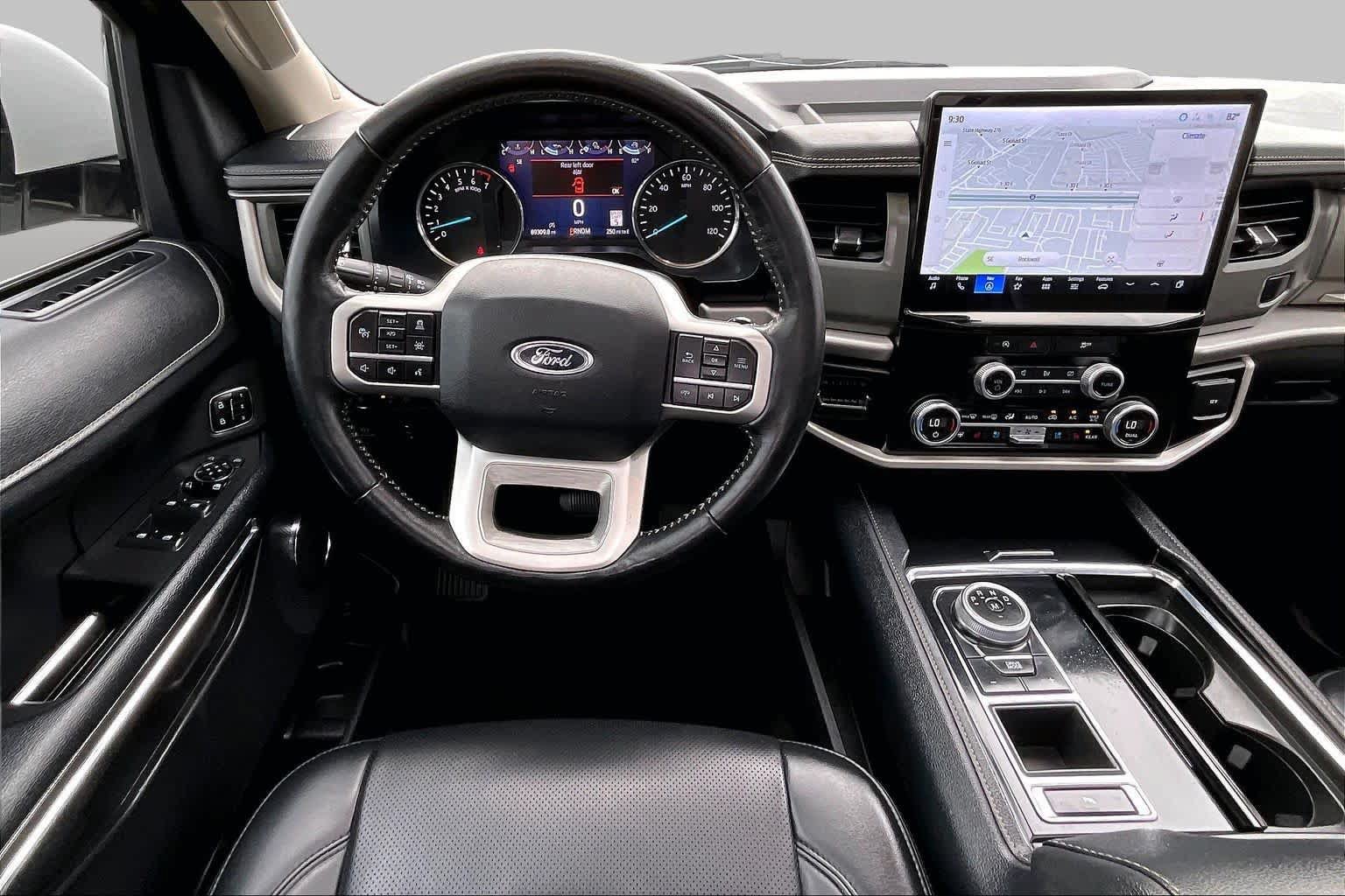 Certified 2024 Ford Expedition XLT RWD image 6