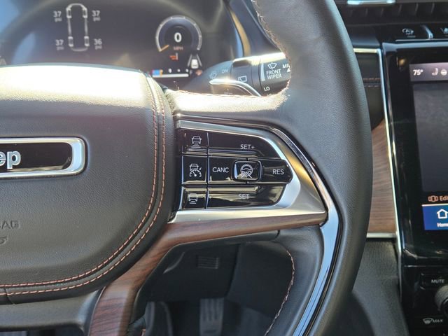 Used 2022 Jeep Grand Cherokee Summit w/ Adv Protech Group IV image 19