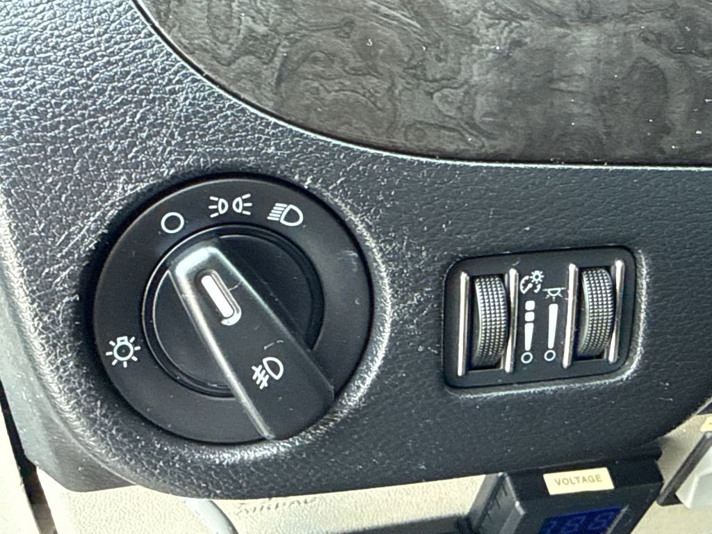 Used 2012 Dodge Grand Caravan Crew w/ Crew Value Pkg image 24