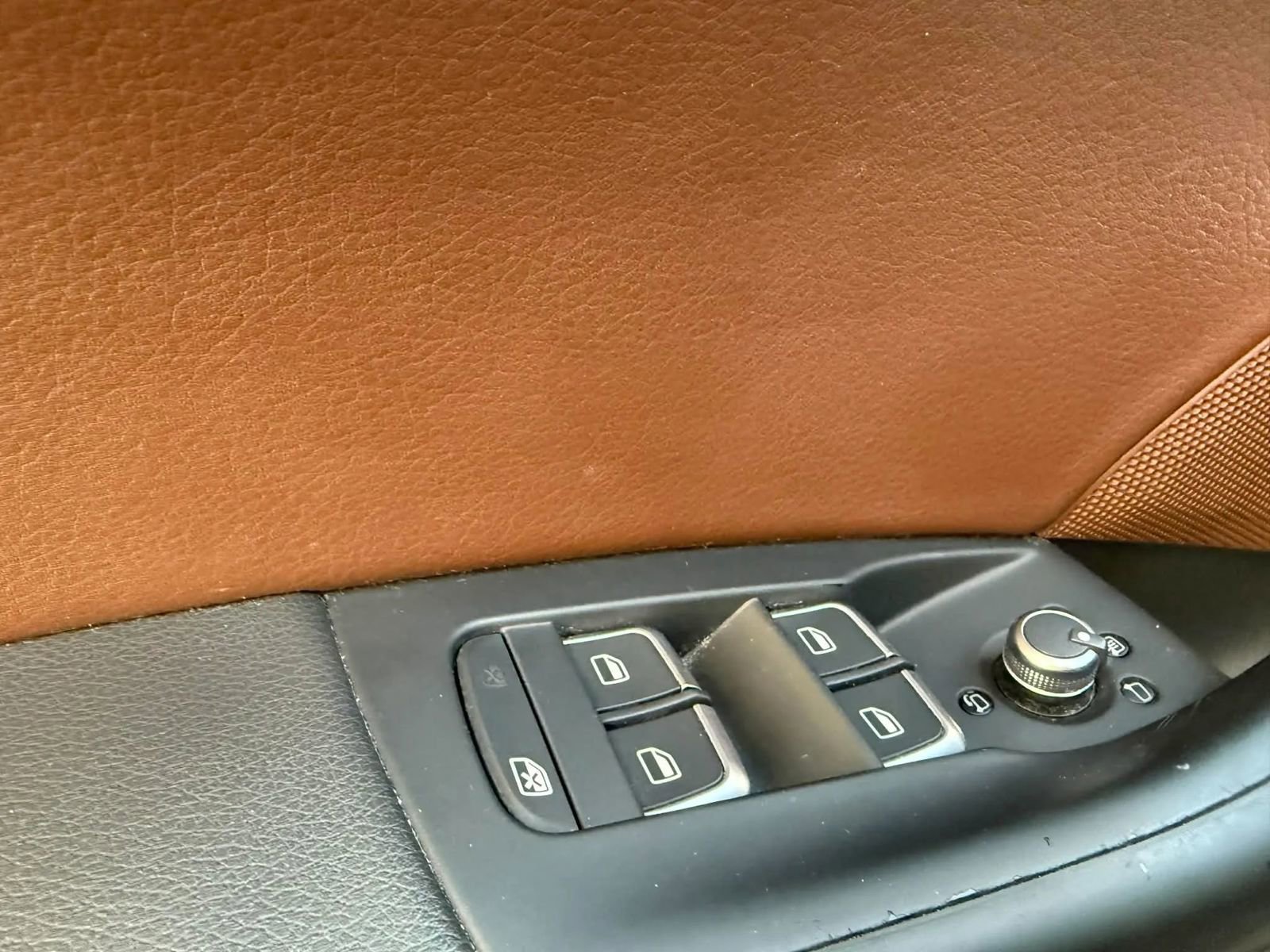 Used 2015 Audi Q3 2.0T Prestige w/ Prestige Package image 12