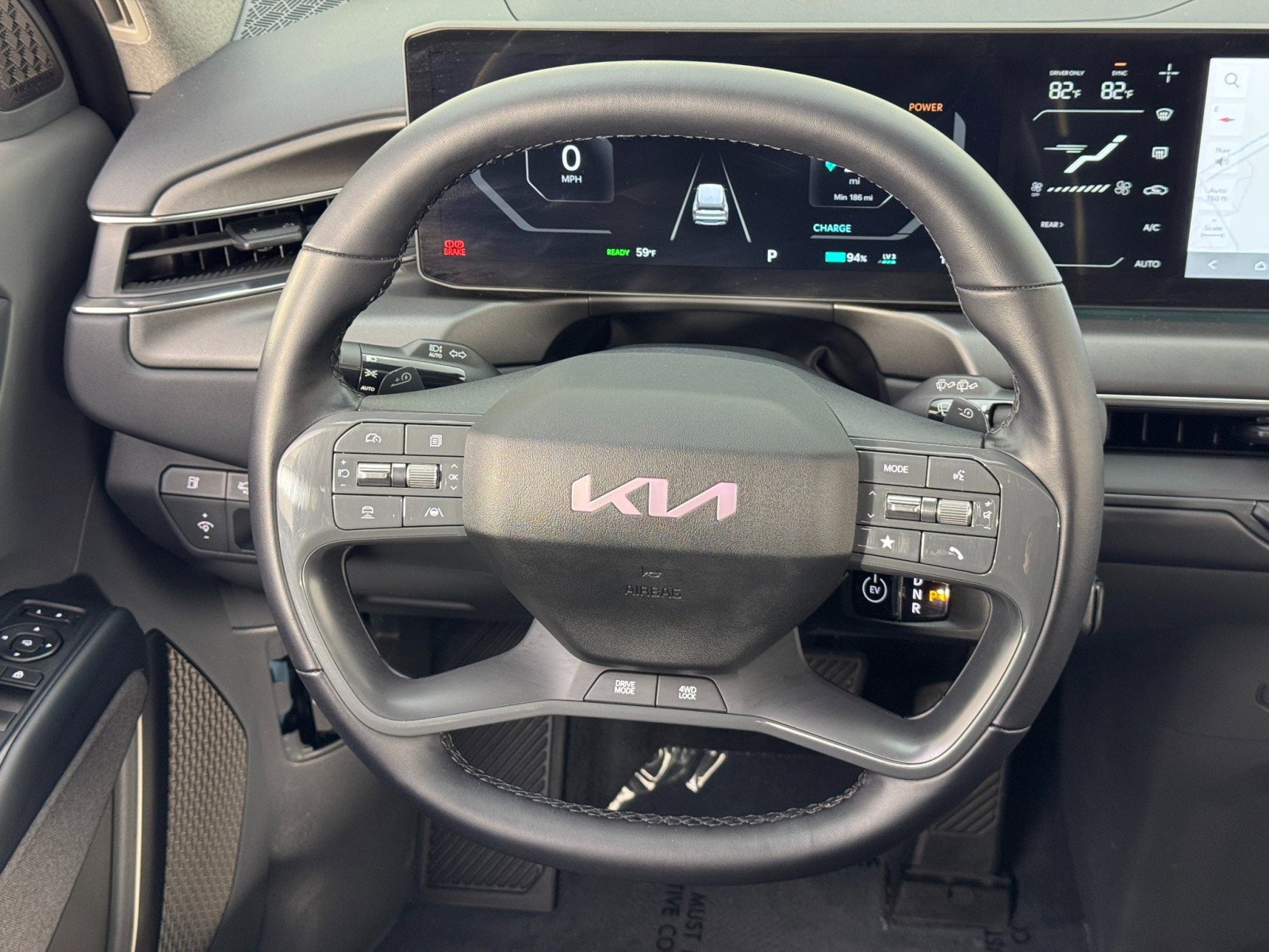 Used 2024 Kia EV9 Land image 22