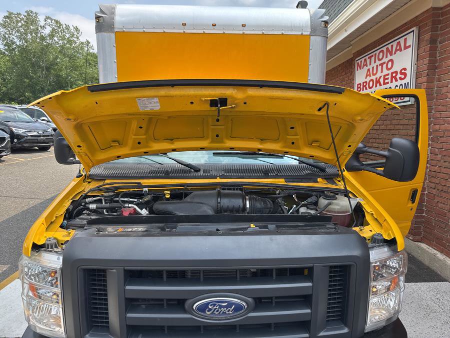 Used 2019 Ford E-350 and Econoline 350 Super Duty image 35