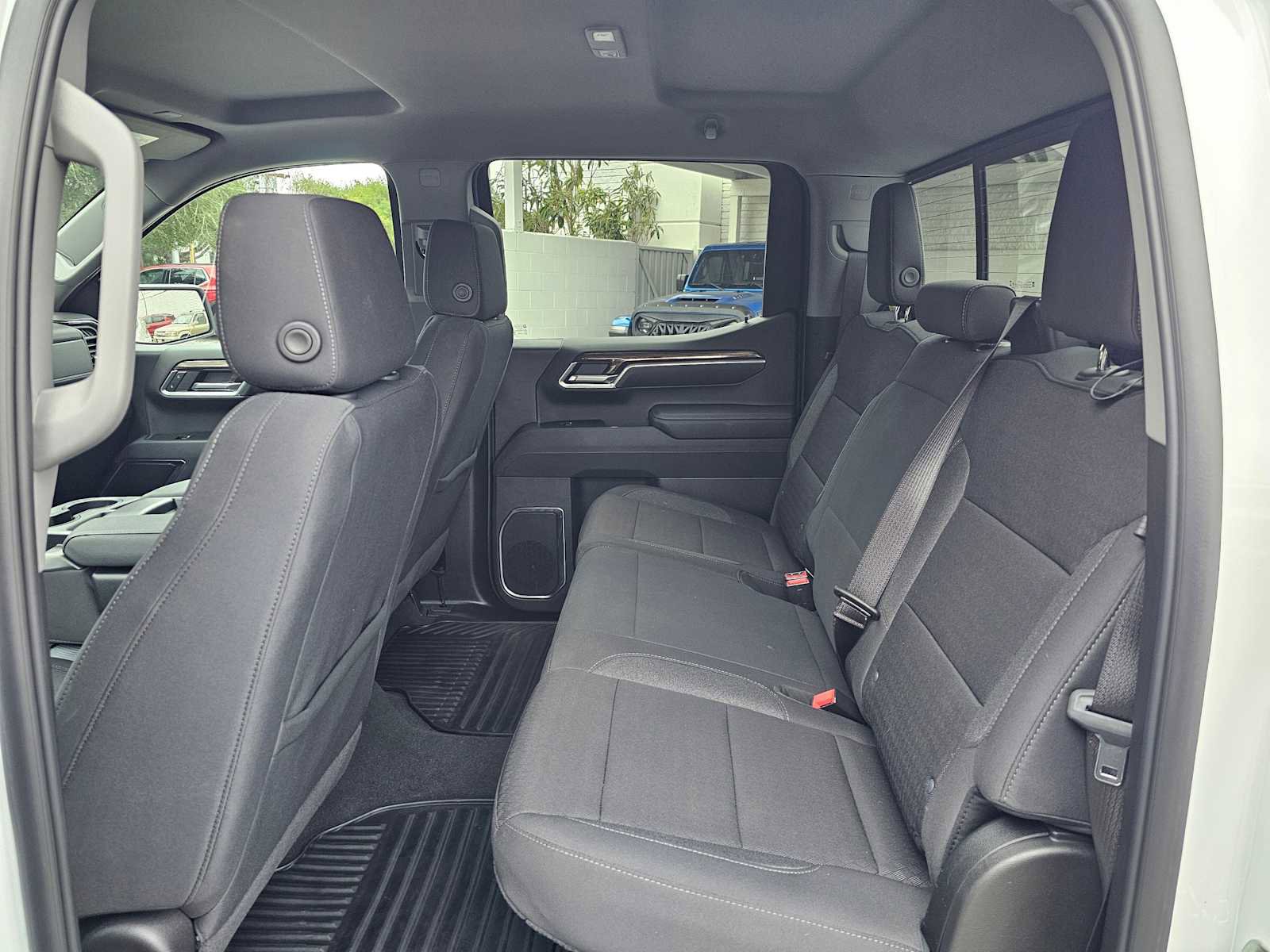 Used 2025 Chevrolet Silverado 1500 LT w/ Convenience Package II image 16