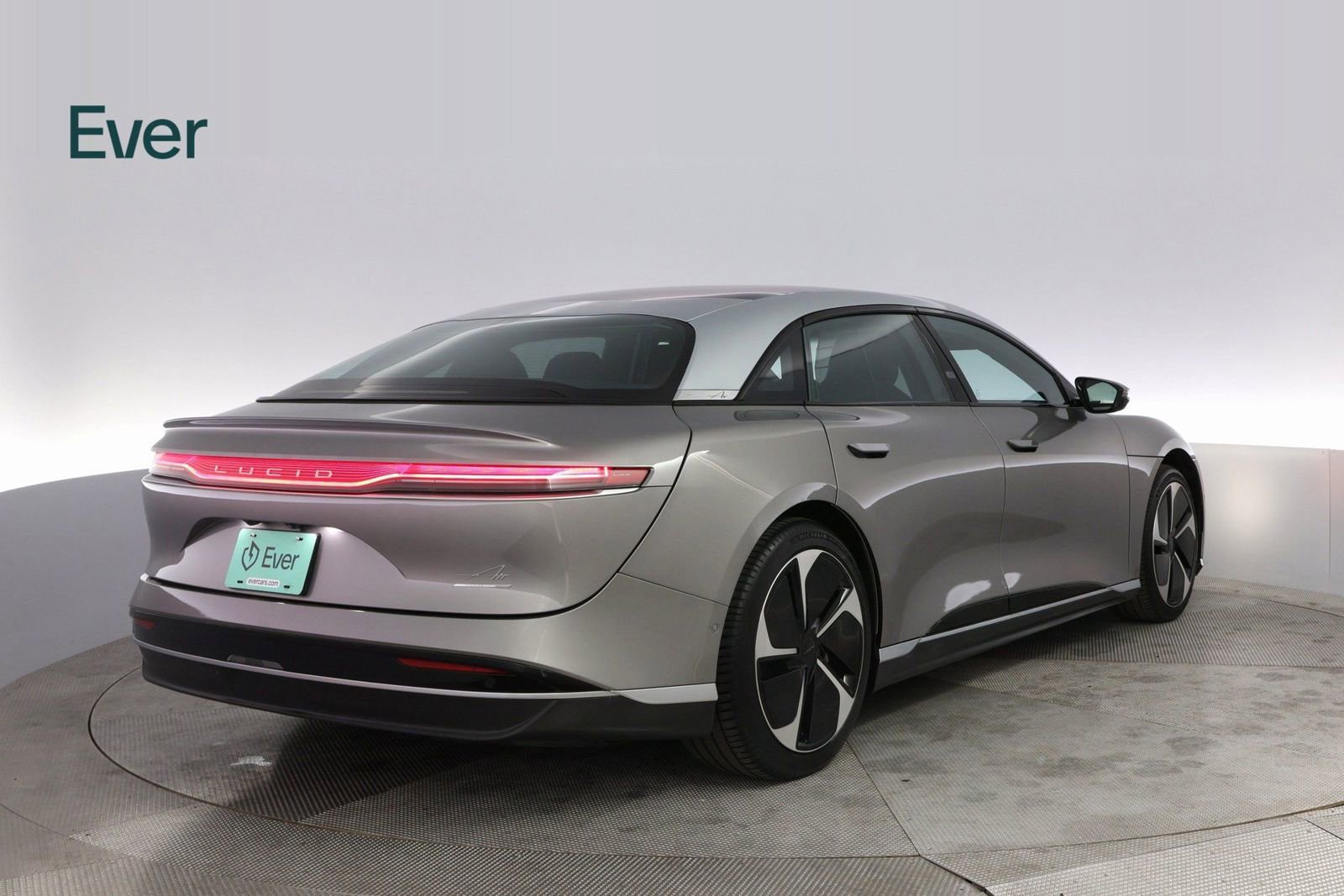 Used 2023 Lucid Air Touring image 12