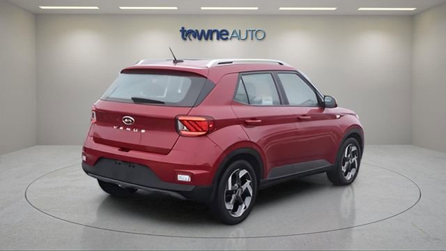 Used 2023 Hyundai Venue Limited image 4