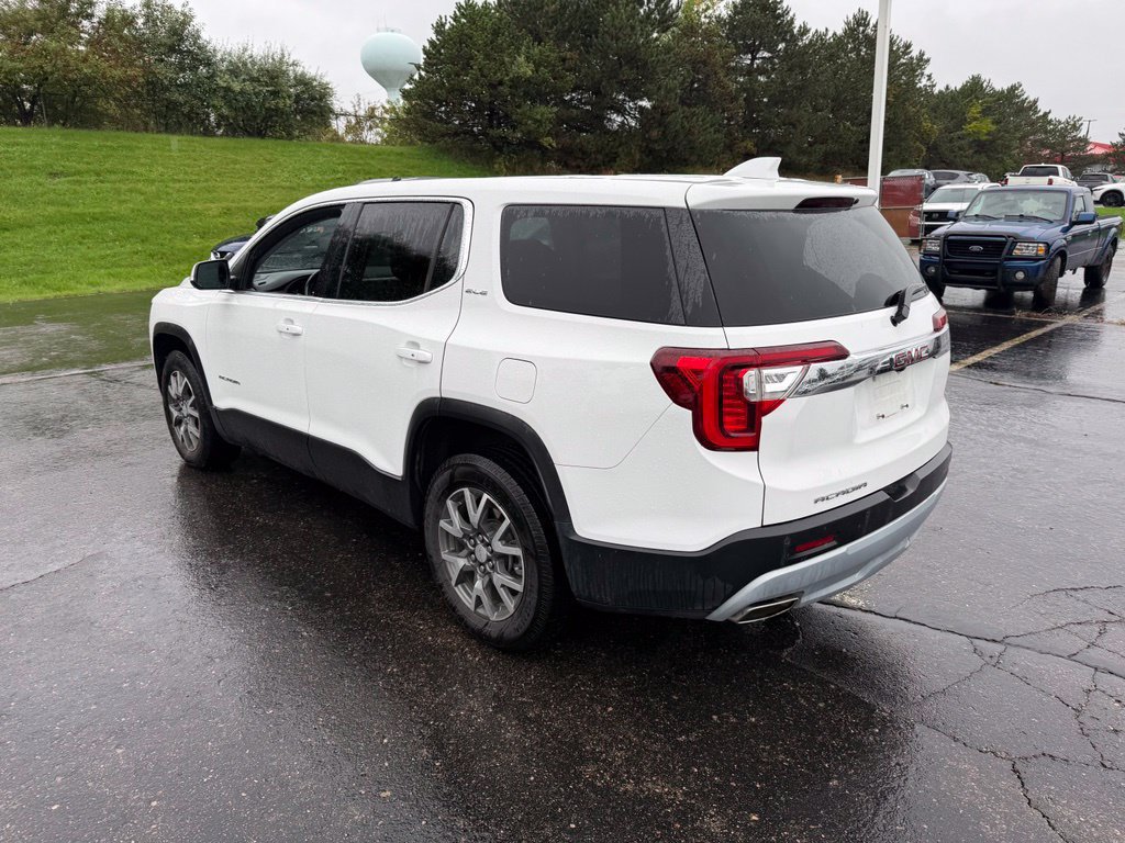Used 2020 GMC Acadia SLE w/ Trailering Package FWD image 2