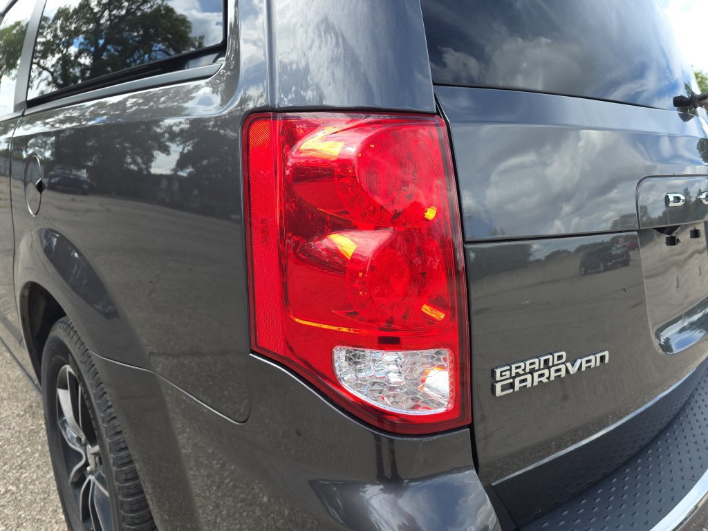 Used 2019 Dodge Grand Caravan GT FWD image 34