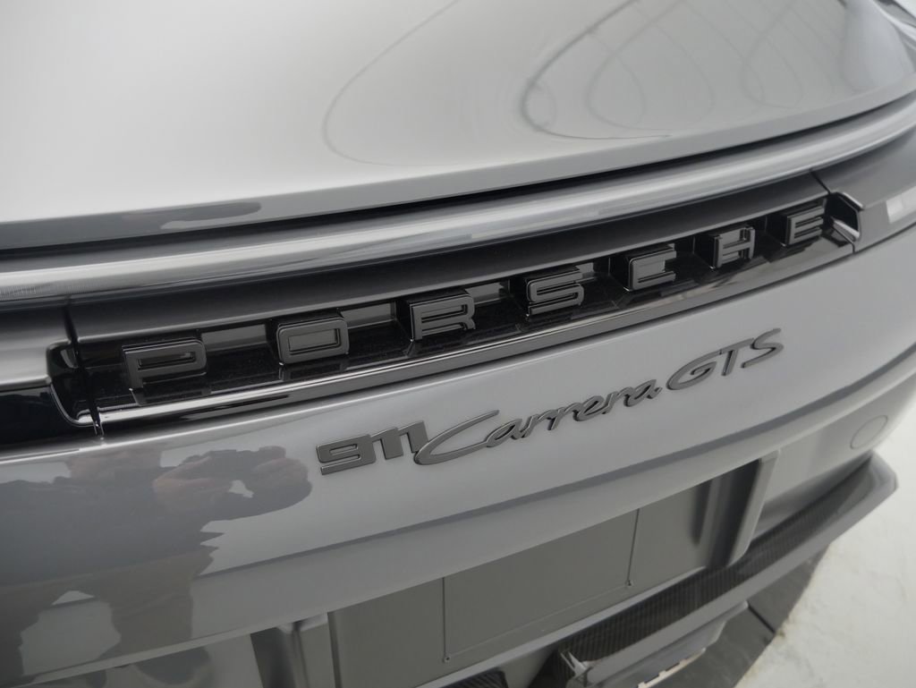 Certified 2025 Porsche 911 Carrera GTS image 11