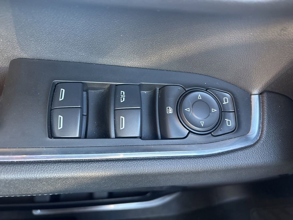 Used 2025 Chevrolet Silverado 1500 LT image 16