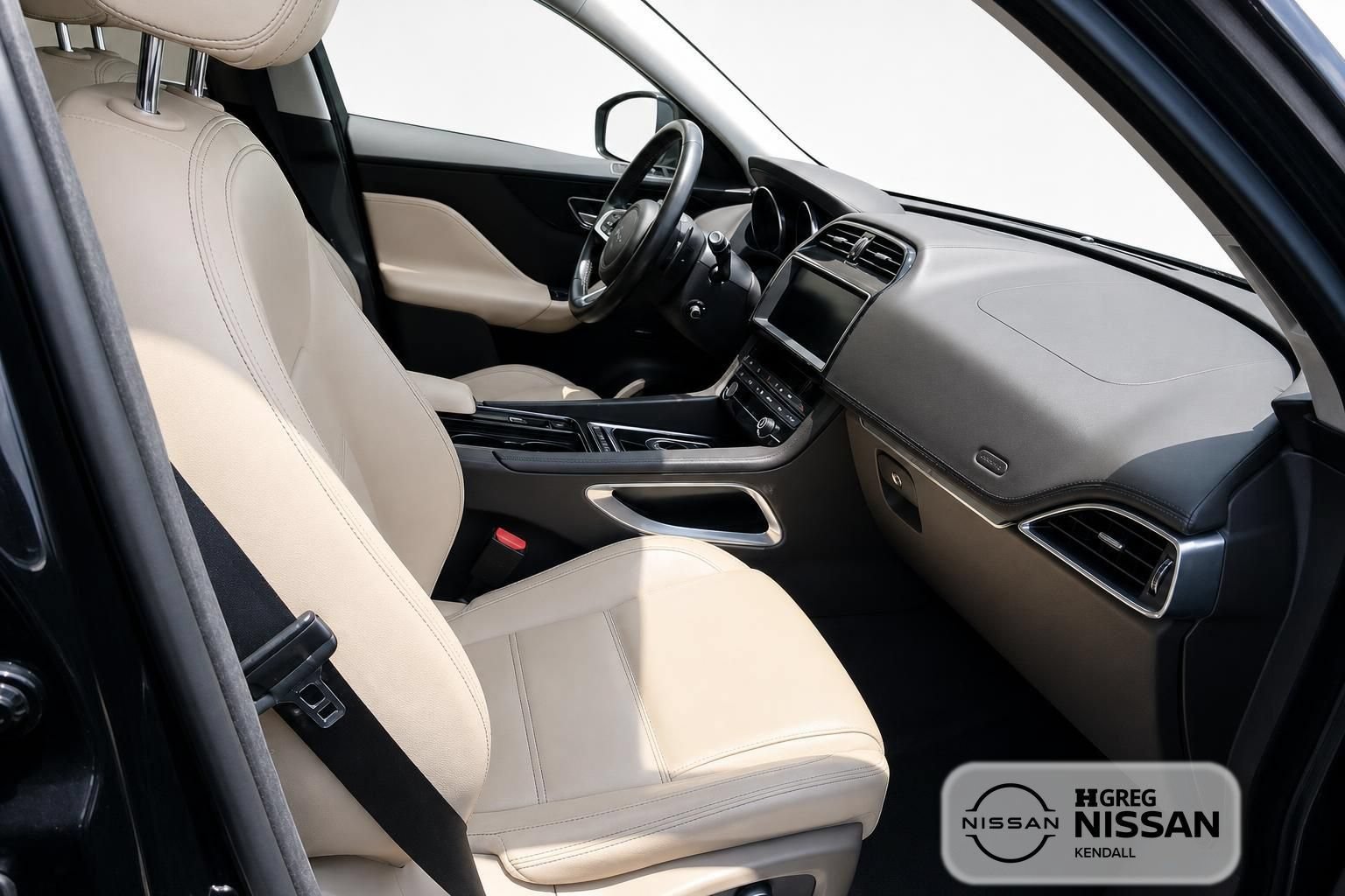 Used 2020 Jaguar F-PACE Prestige AWD/4WD image 9