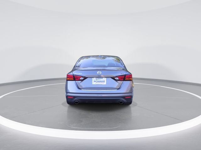 Used 2021 Nissan Altima 2.5 SR w/ SR Premium Package FWD image 7