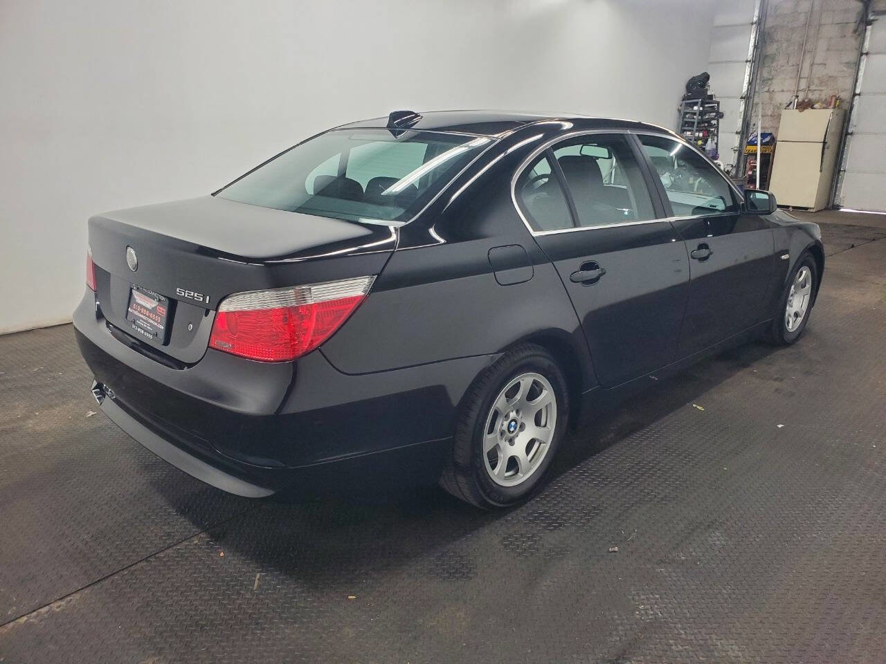 Used 2004 BMW 525i Sedan image 7