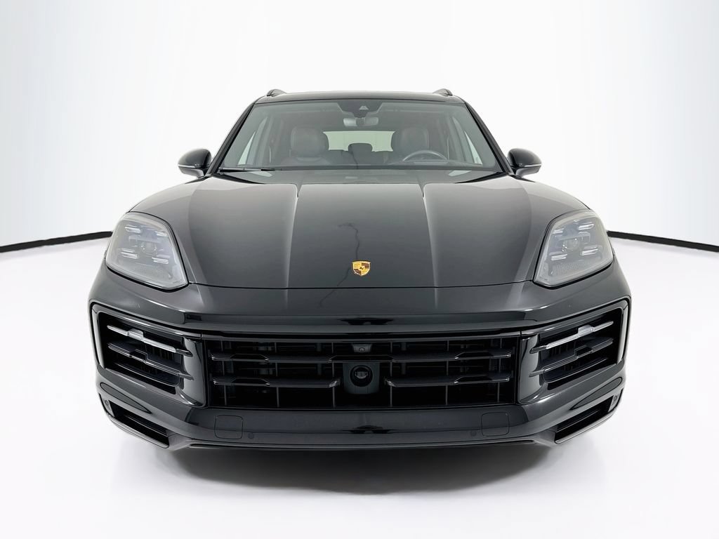 Certified 2024 Porsche Cayenne AWD/4WD image 6