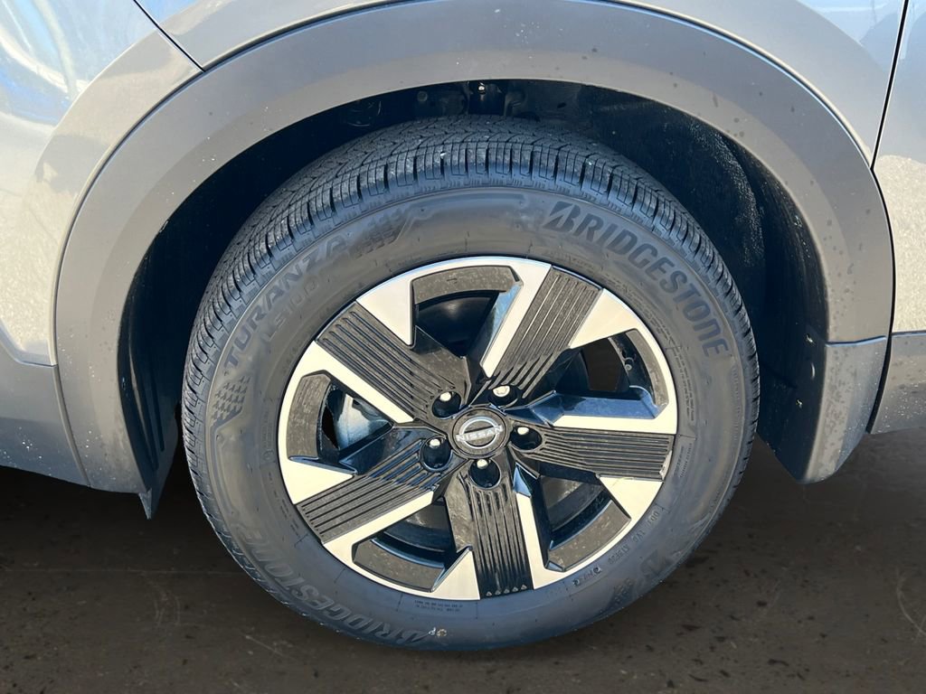 Used 2026 Nissan Kicks SV w/ SV Premium Package image 25