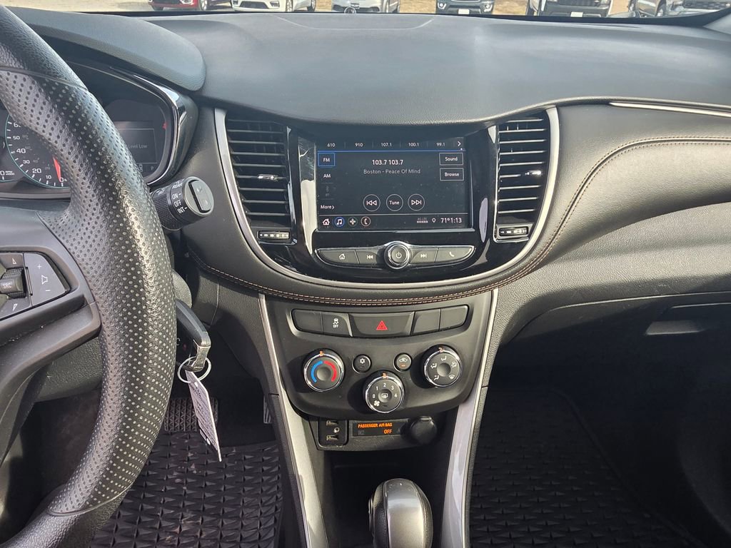 Used 2021 Chevrolet Trax LT image 18