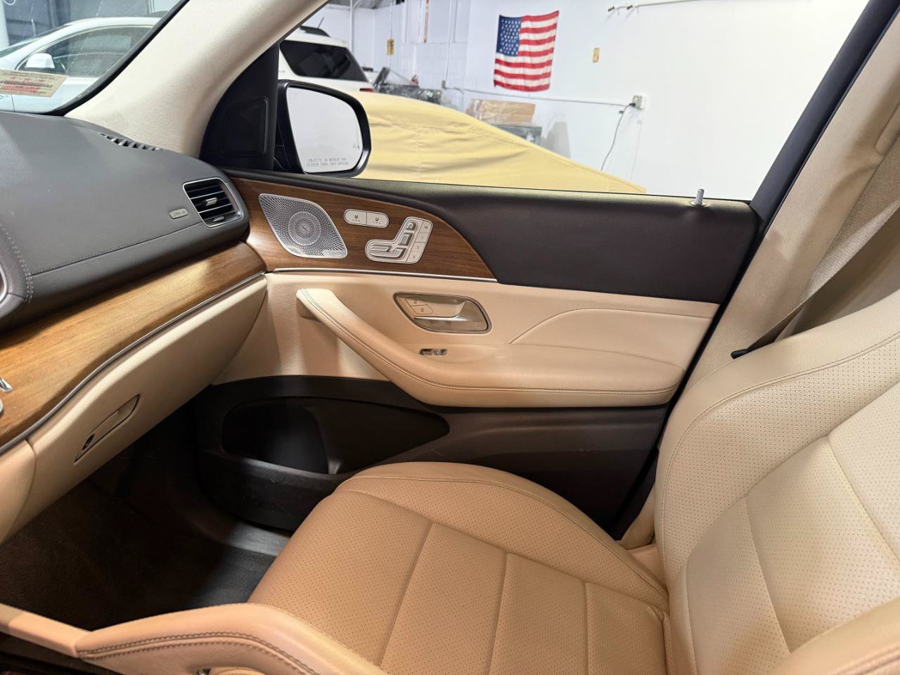 Used 2020 Mercedes-Benz GLS 450 4MATIC image 6
