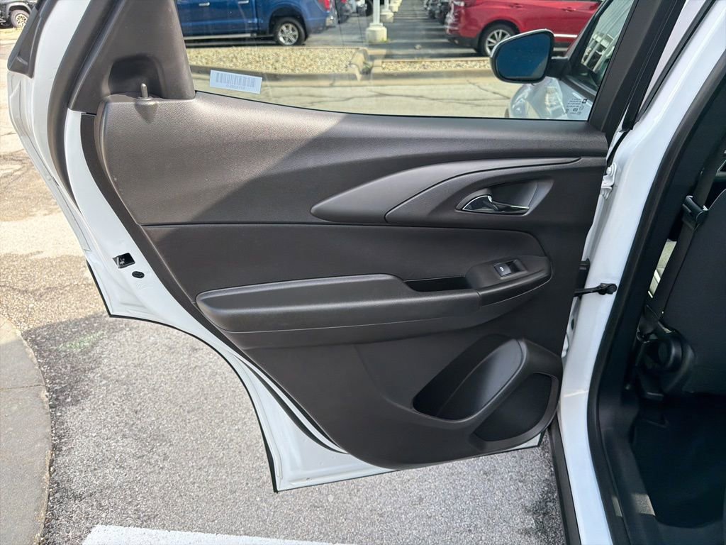 Certified 2025 Chevrolet TrailBlazer LT AWD/4WD image 14