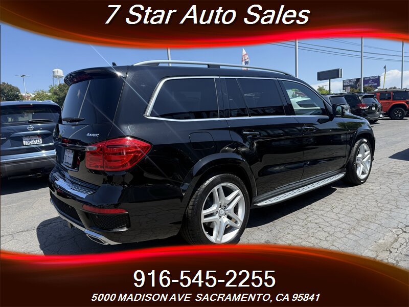 Used 2015 Mercedes-Benz GL 550 4MATIC image 4