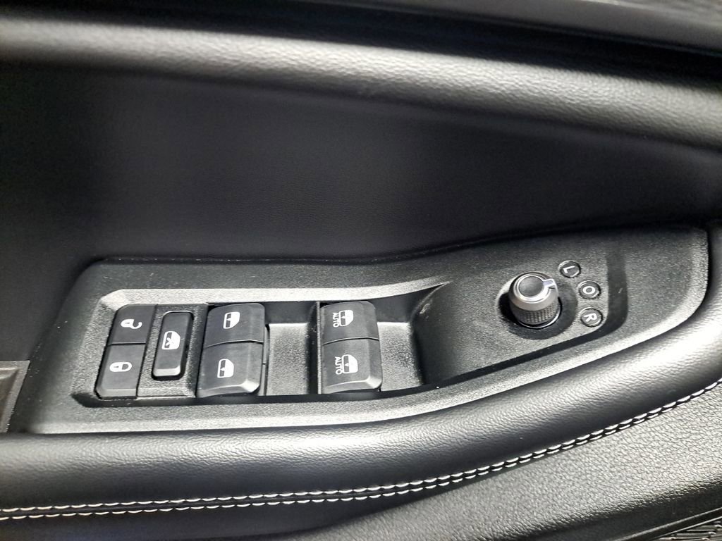 New 2025 Jeep Grand Cherokee Laredo w/ MOPAR Finishing Package RWD image 7