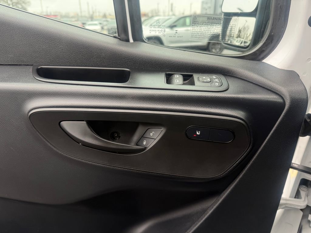 Used 2024 Mercedes-Benz Sprinter 2500 w/ Acoustic Package image 27