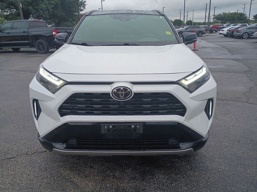 Used 2025 Toyota RAV4 XSE w/ Advanced Technology Package AWD/4WD image 3