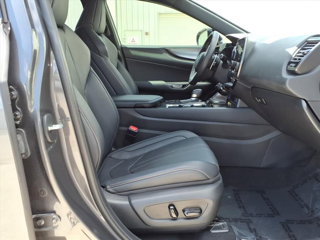 Used 2024 Lexus NX 350 F Sport AWD/4WD image 9