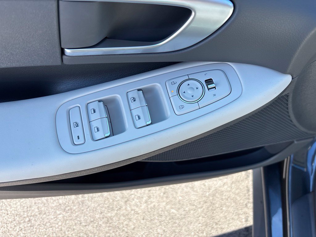 New 2026 Hyundai Sonata SE FWD image 12