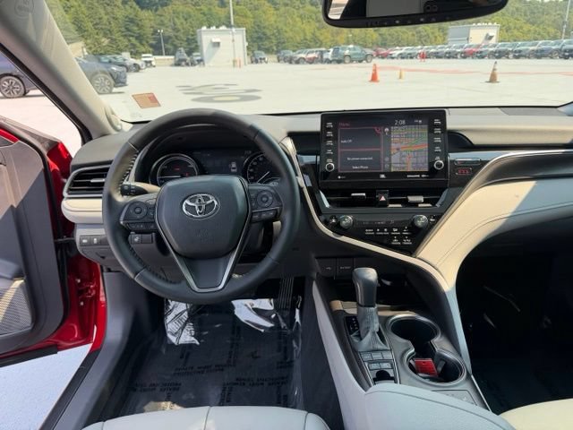 Used 2022 Toyota Camry XSE w/ Navigation Upgrade Package FWD image 12