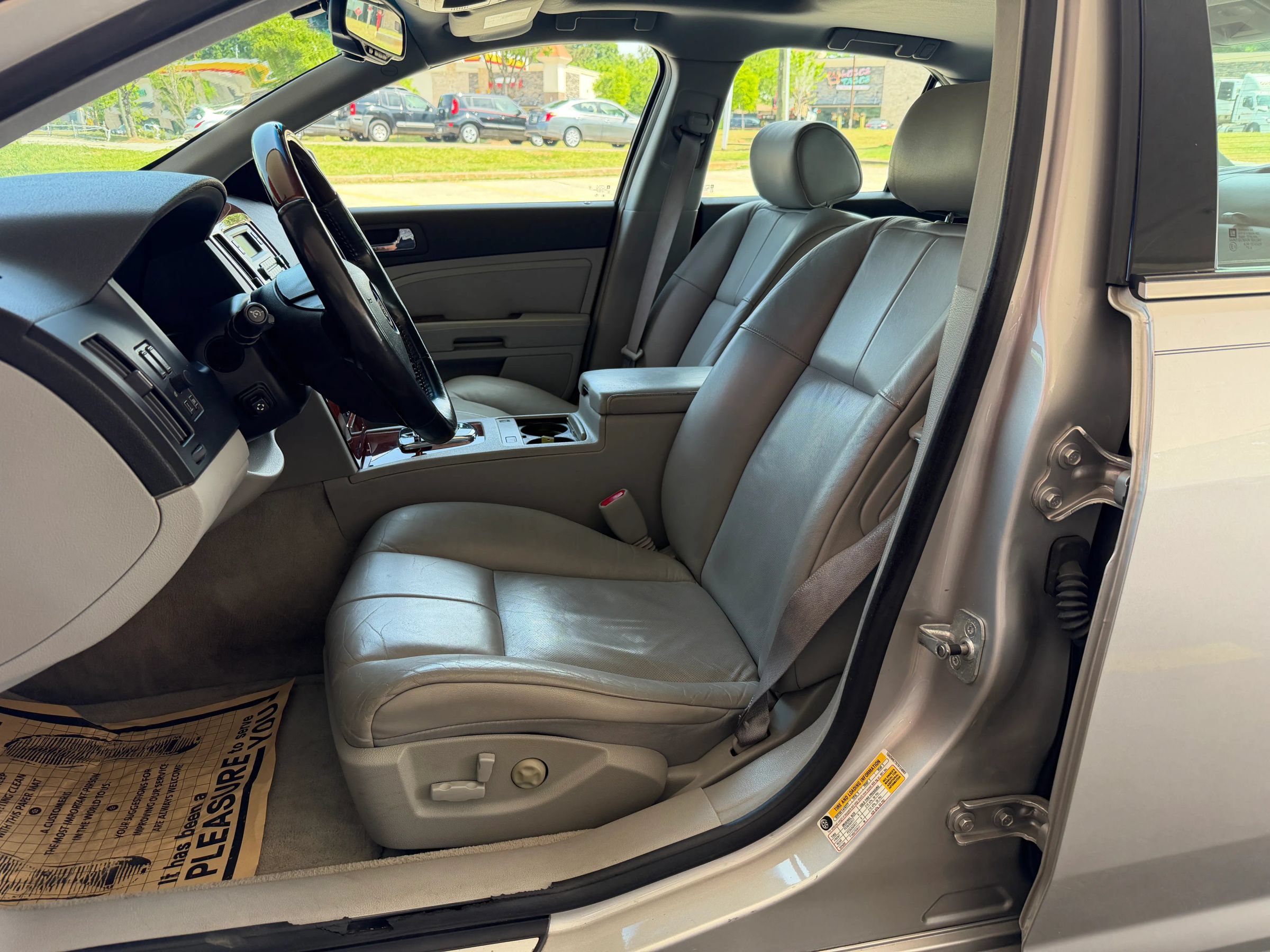 Used 2007 Cadillac STS w/ Preferred Equipment Group AWD/4WD image 9