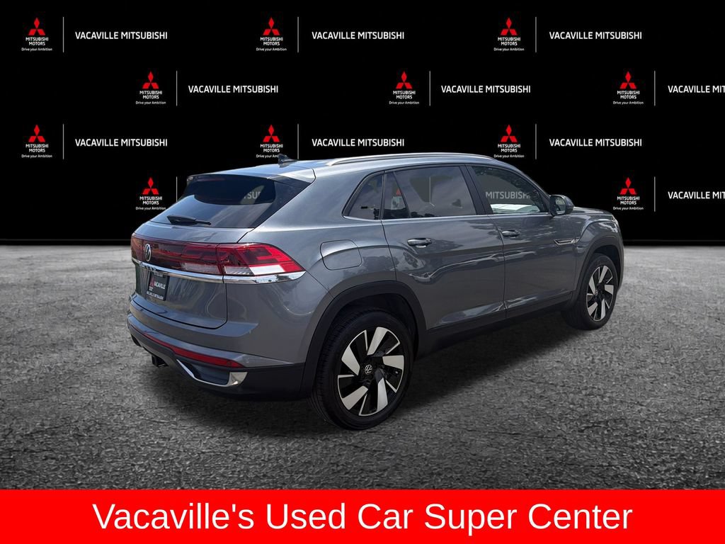 Used 2025 Volkswagen Atlas Cross Sport SE FWD image 6