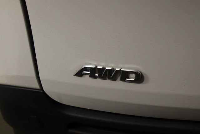Used 2024 Toyota Sienna XLE AWD/4WD image 47