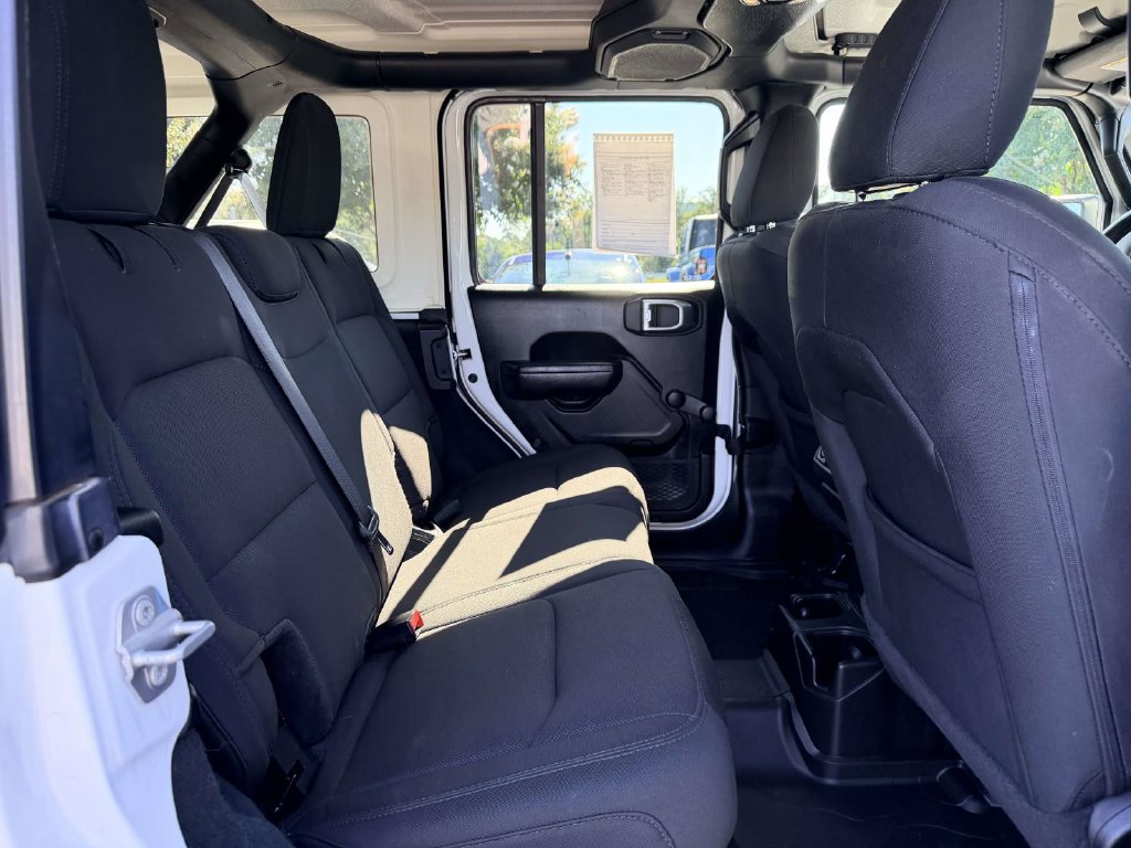 Certified 2022 Jeep Wrangler Unlimited Sport AWD/4WD image 10