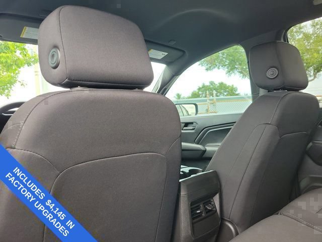 Used 2023 Chevrolet Colorado Trail Boss w/ Technology Package AWD/4WD image 17