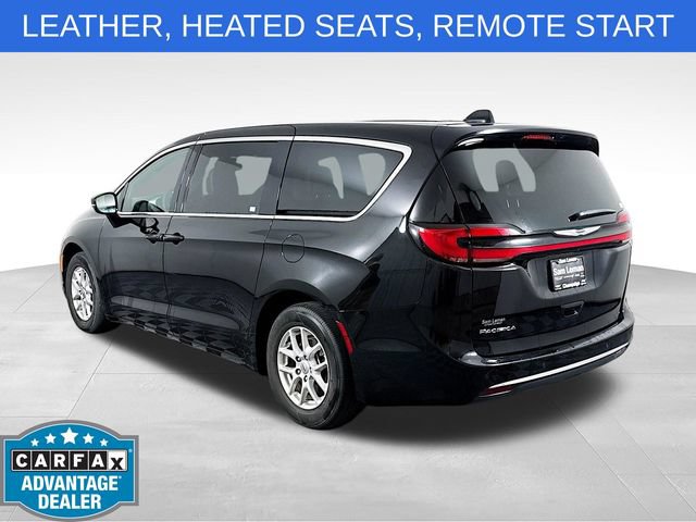 Used 2025 Chrysler Pacifica Select FWD image 5