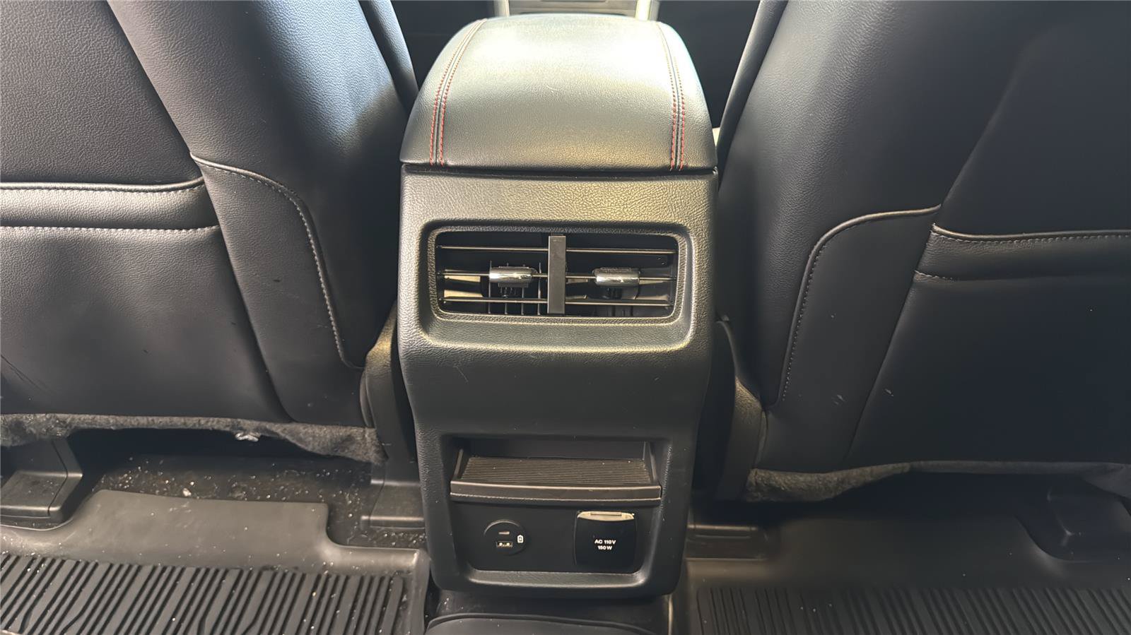 Used 2022 Ford Edge ST-Line w/ Class II Trailer Tow Package AWD/4WD image 28