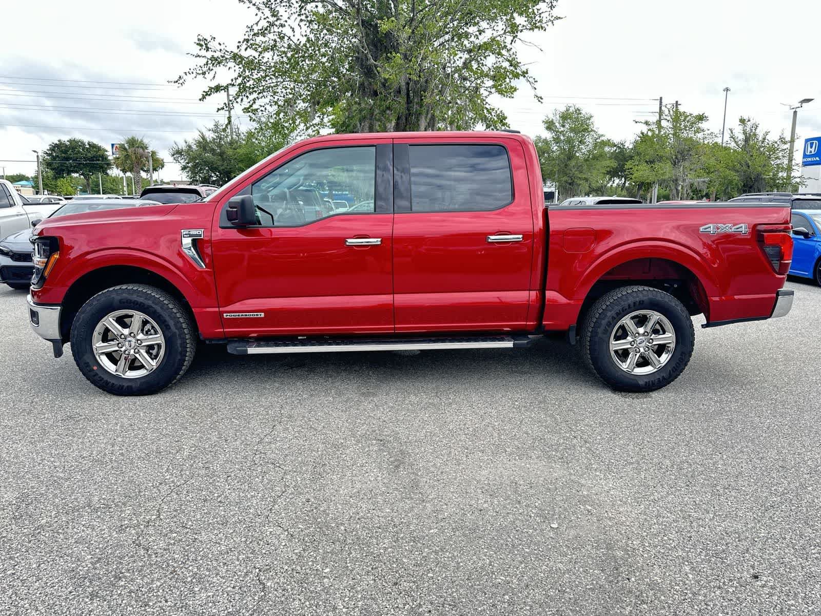 Used 2025 Ford F150 XLT w/ Equipment Group 301A Standard AWD/4WD image 3