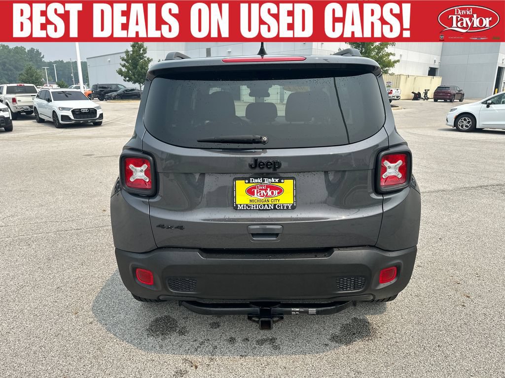 Used 2023 Jeep Renegade Altitude AWD/4WD image 4
