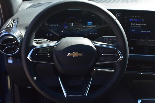 New 2026 Chevrolet Equinox LT image 18