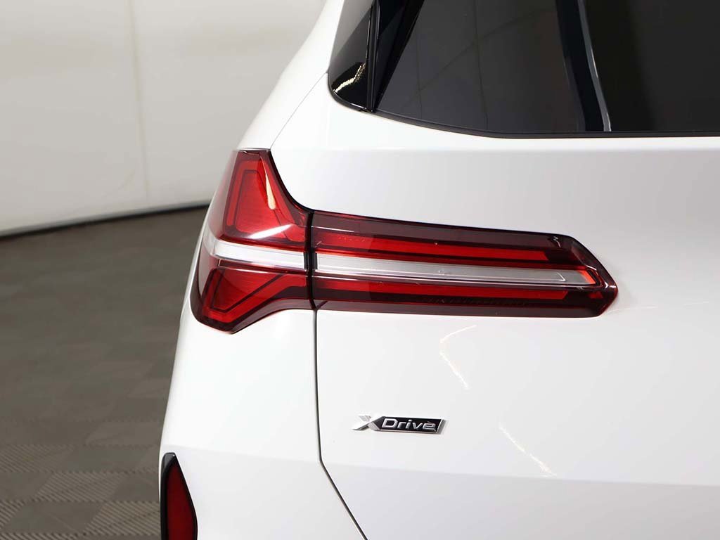 Used 2025 BMW X3 xDrive30i image 16