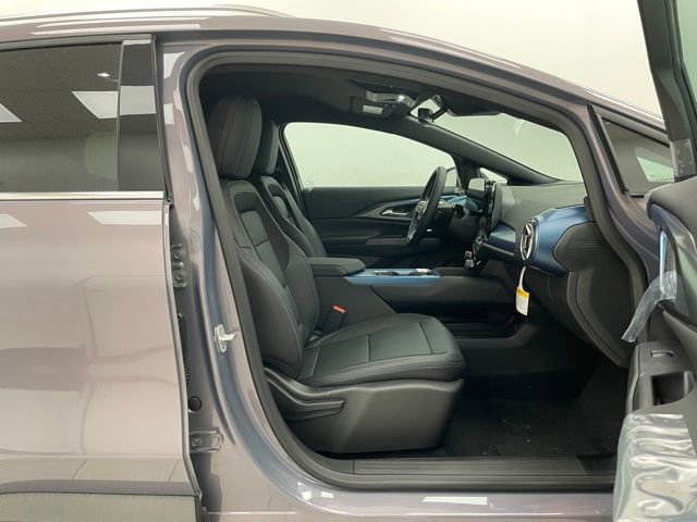 New 2026 Chevrolet Equinox EV LT image 14