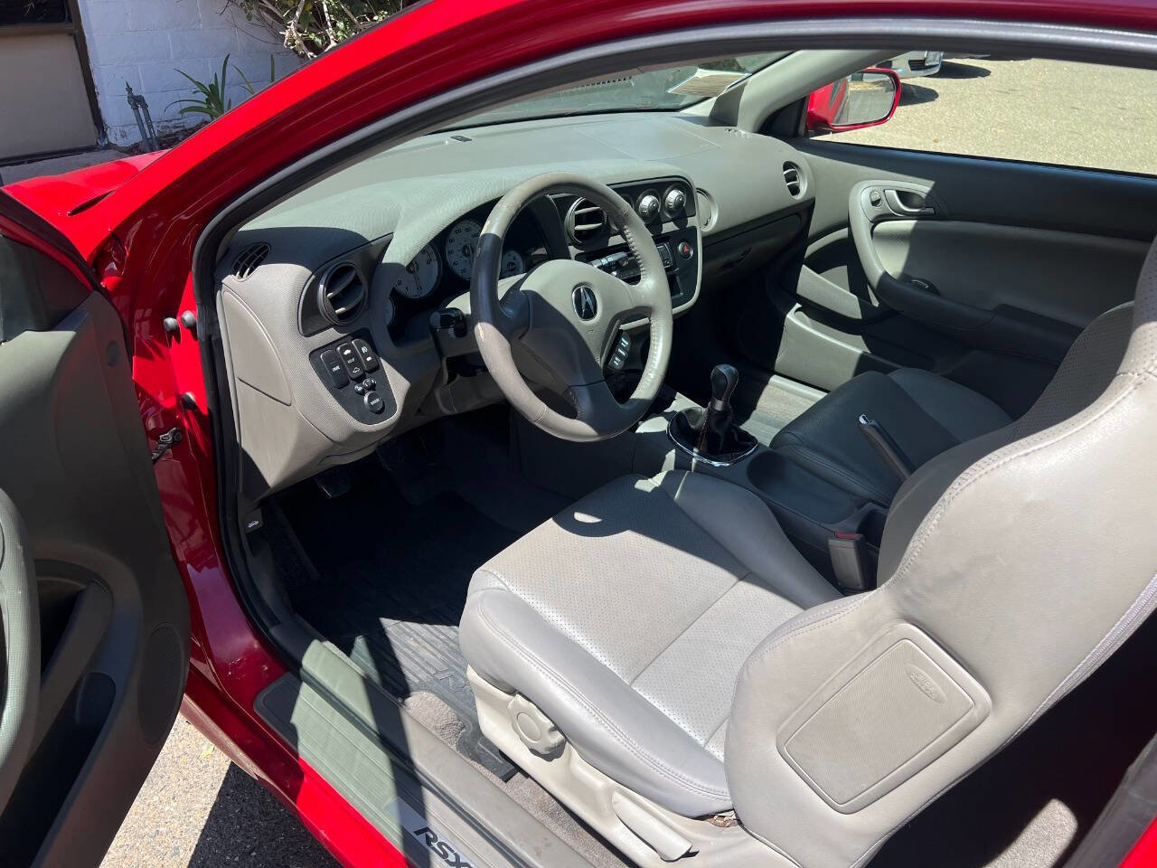 Used 2005 Acura RSX Type-S image 11