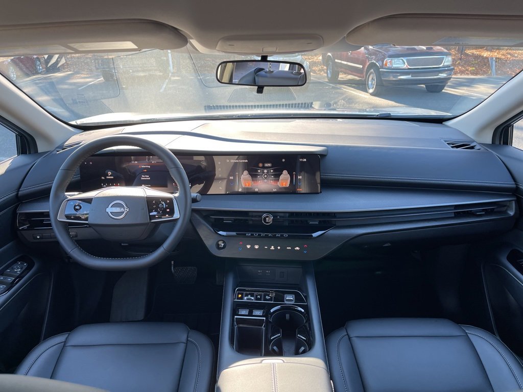 Certified 2025 Nissan Murano SV image 8