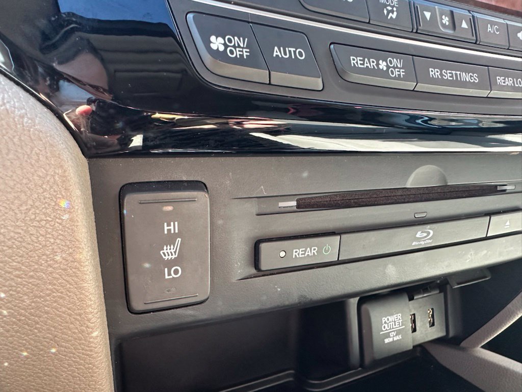 Used 2018 Honda Pilot Touring image 26