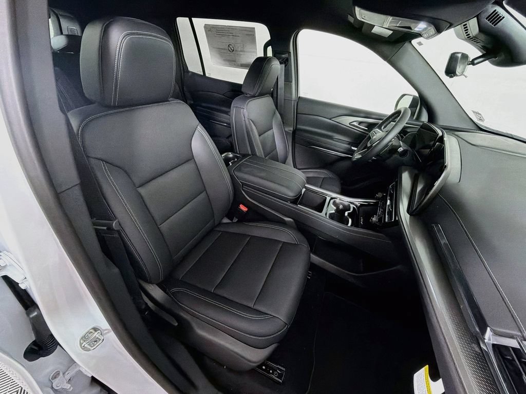 New 2026 Chevrolet Traverse LT w/ Driver Confidence Package AWD/4WD image 29