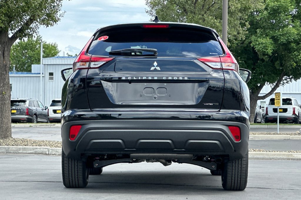 New 2026 Mitsubishi Eclipse Cross LE AWD/4WD image 8