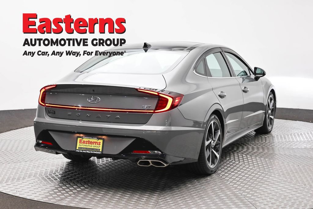 Used 2023 Hyundai Sonata SEL Plus w/ Preferred Accessory Package FWD image 5